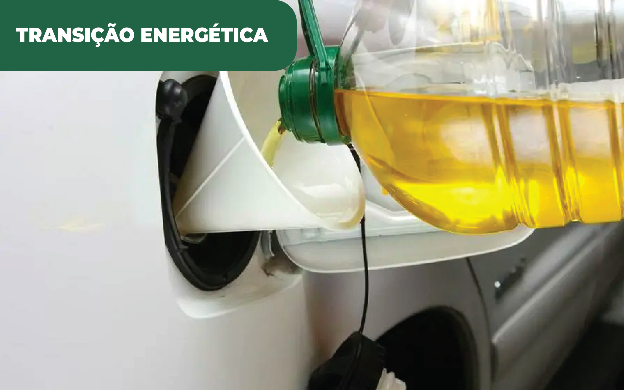 Imagem colorida de abastecimento de combustível num automóvel através de um garrafão - aludindo a biocombustível